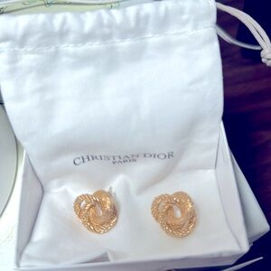 Christian Dior Vintage Gold tone Love knot Stud earrings. Cleaned in ultrasonic